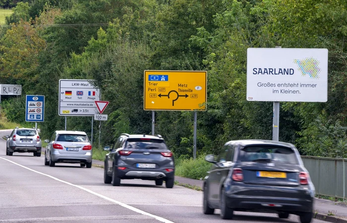 Diplomații ruși trebuie să anunțe când trec granița din țara în care au fost acreditați/FOTO: Arhiva