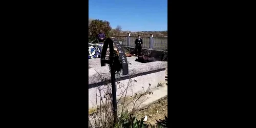 5e982cae5163ec4271c84b37 jpg