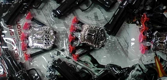 Pistoale - jucarie "SET POWER POLICE WINS"