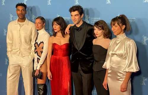 Berlinale 2023, actorii din Spy Master pe covorul roșu