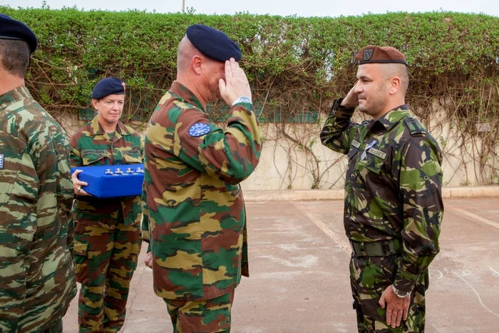 Militarul a fost medaliat pentru activitatea în cadrul misiunii militare FOTO Arhivă personală