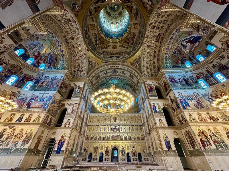 Cum arată interiorul Catedralei Naționale după înlăturarea schelelor. Patriarhul Ecumenic și Patriarhul României vor sfinți lăcașul în luna octombrie