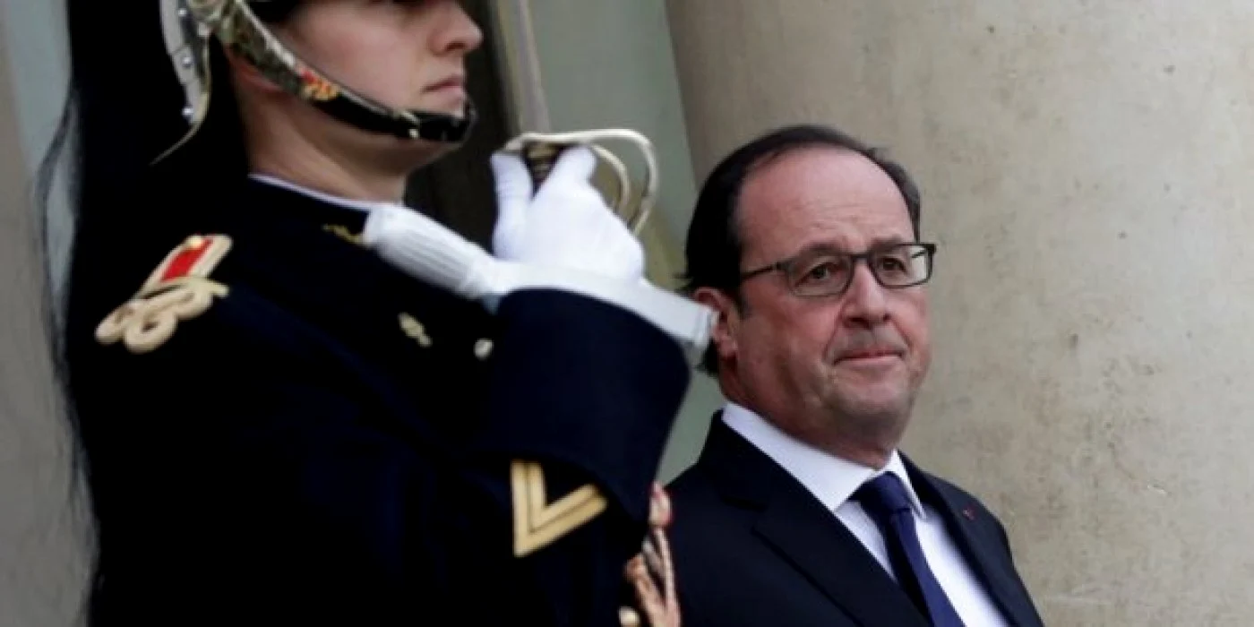 Forţat de atacurile teroriste, Francois Hollande (în imagine) a reînfiinţat Garda Naţională după 145 de ani FOTO latribune.fr
