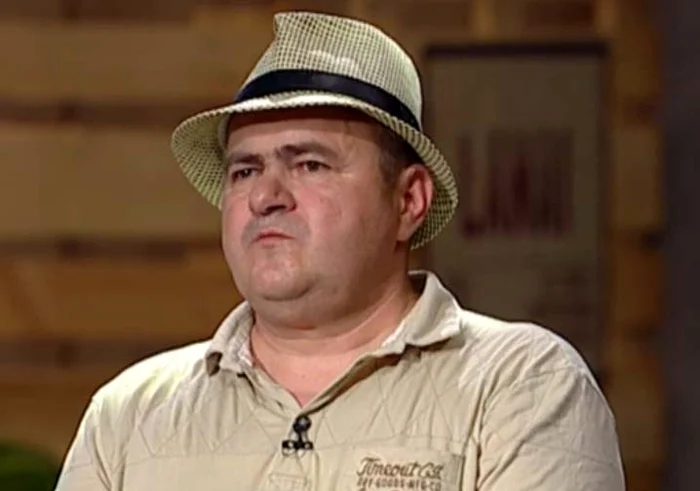 Bărbatul a aşteptat cu sufletul la gură răspunsurile chefilor 