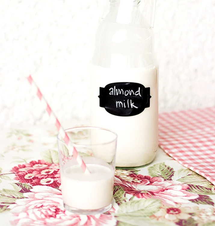 almondmilk6 jpeg