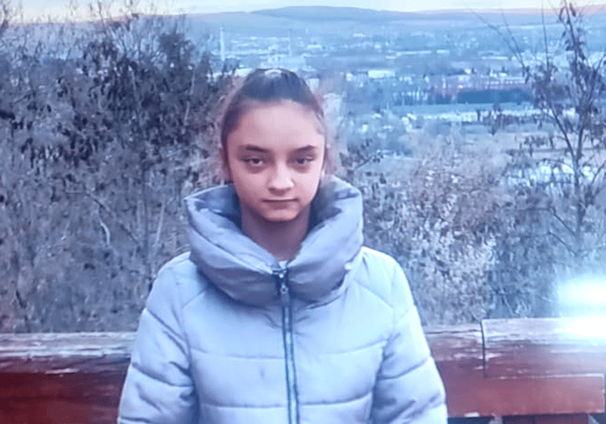 Fetiță de 13 ani dată dispărută la Botoșani. Poliția face apel la populație