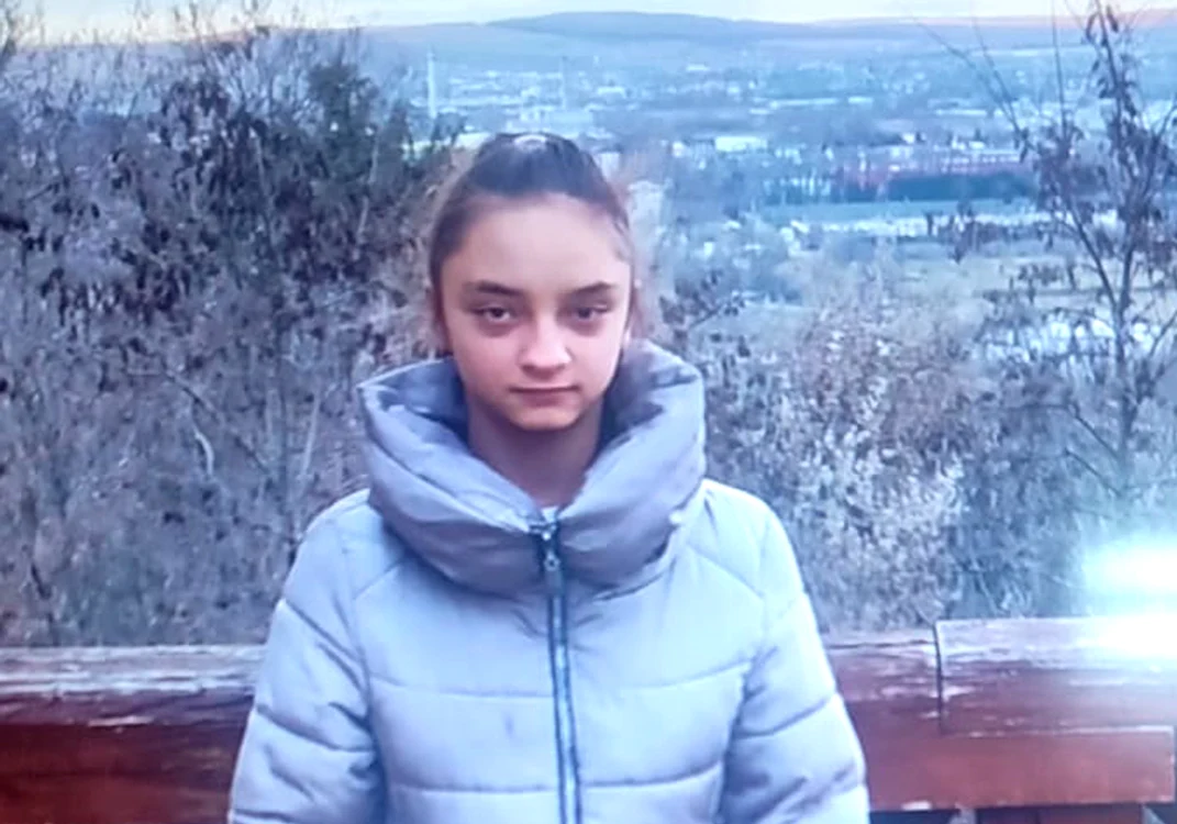 Anita Elena Străchinaru are 13 ani FOTO Poliția Română