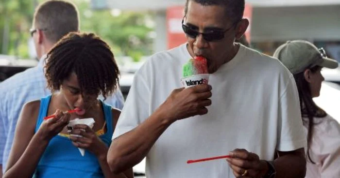 Aflat în vacanţă, Barack Obama a gustat, din plin, gluma de pe Youtube