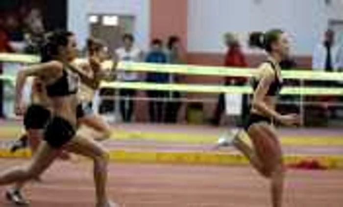 Buzoianca a reuşit să o depăşească
pe titulara lotului naţional de cadete la proba de sprint