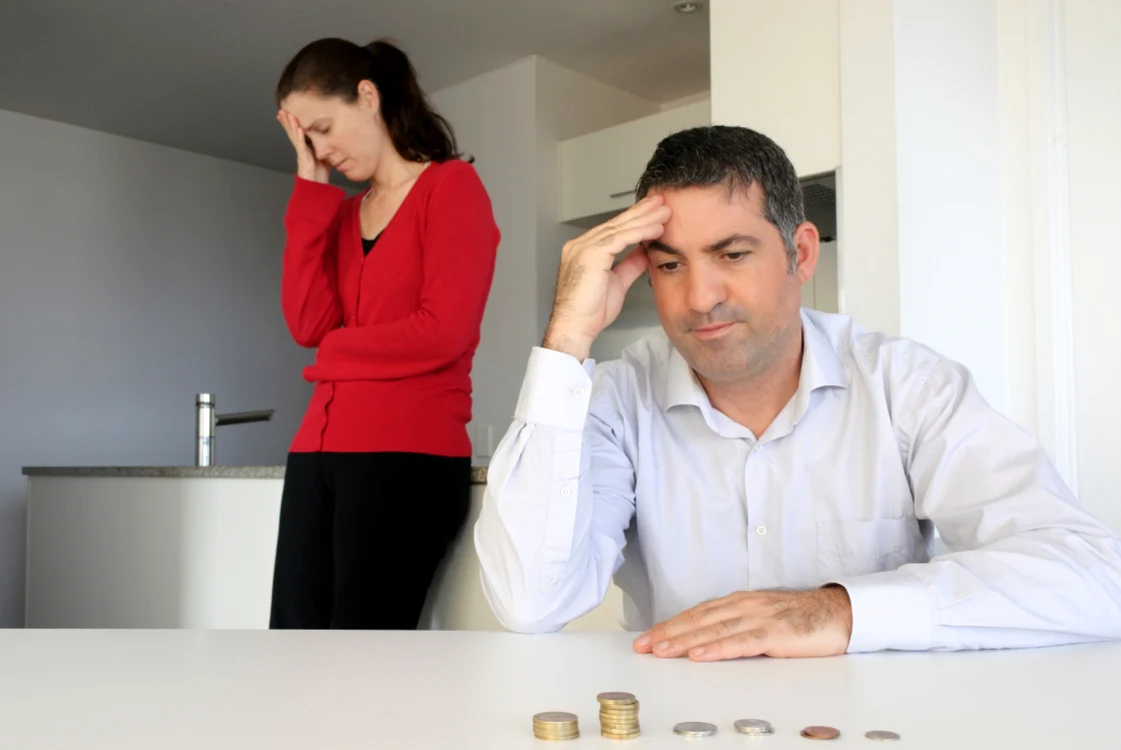 
    Horoscop 22 mai 2022: Racii sunt îngrijorați de situația financiarăFoto: Shutterstock  