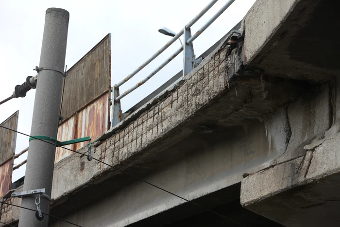 Podul Grant are probleme chiar la structura de rezistență