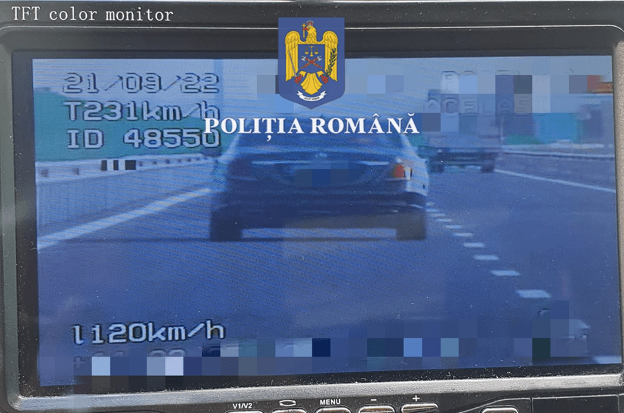 Prins cu 231 km/h pe Drumul Expres Craiova-Pitești. Cum a fost pedepsit șoferul