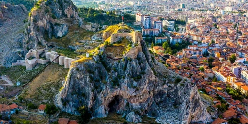 Castelul Tokat din Turcia unde se presupune că a fost închis Dracula Foto Instagram Go Tokat dms