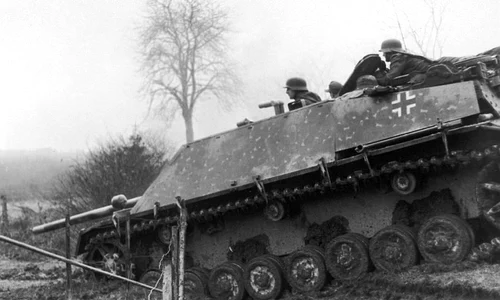 16 decembrie: Are loc ultima ofensivă germana în Vest   "Ofensiva din Ardeni" jpeg