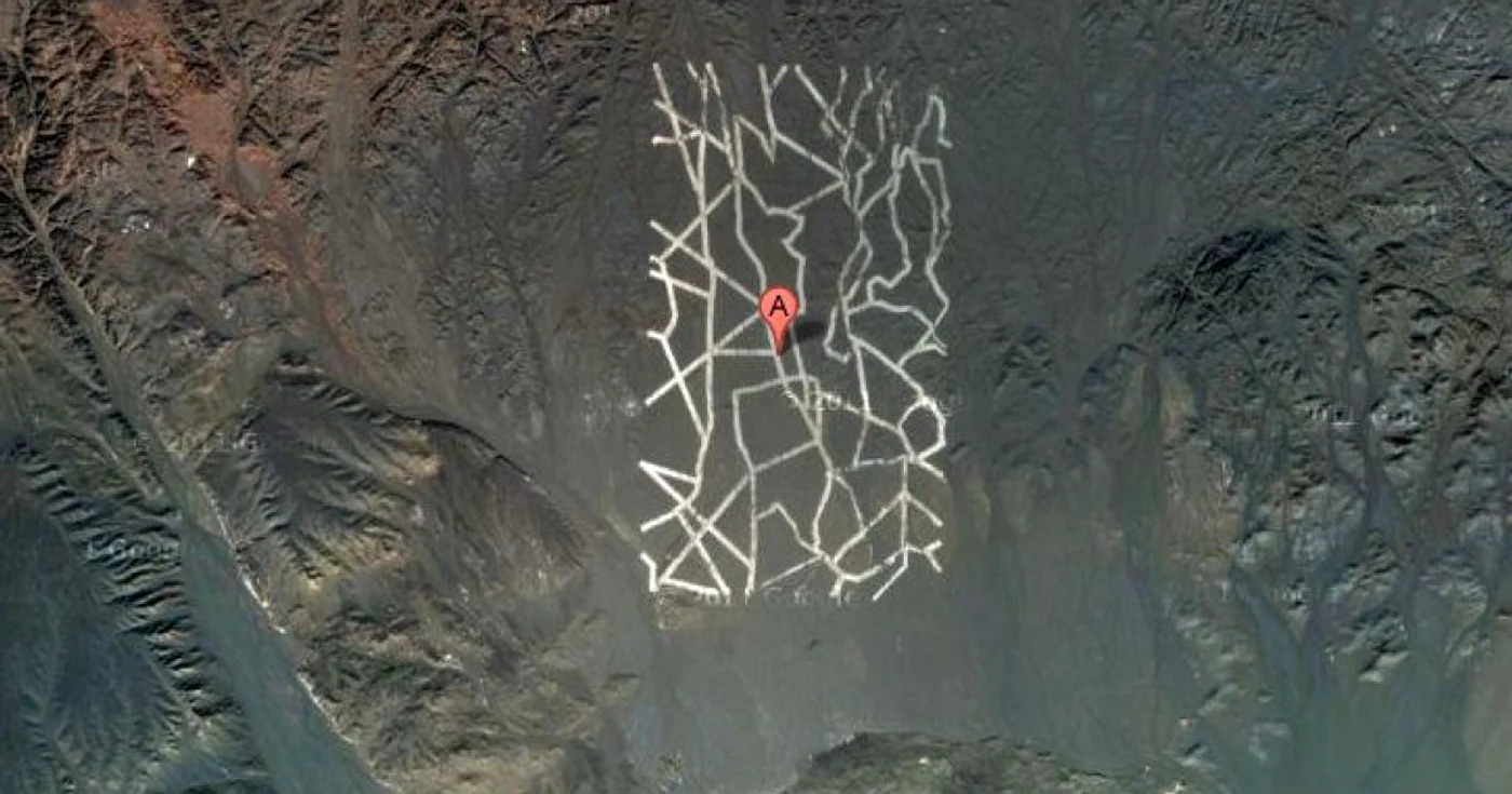 Construcţiile gigant surprinse cu ajutorul Google Maps