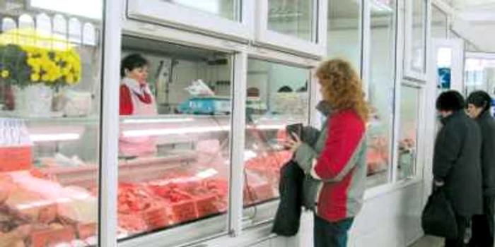 Oamenii se gândesc de două ori înainte să ceară ceva