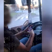 Șofer de autobuz, prins jucând la „păcănele” în timpul cursei foto captura foto observator news