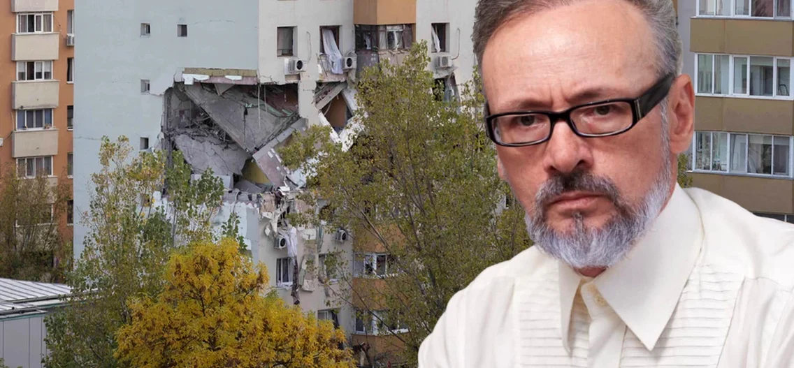 Mihai Albu e de părere că acea scară de bloc nu mai poate fi consolidată. Unele etaje nu mai au punct de sprijin