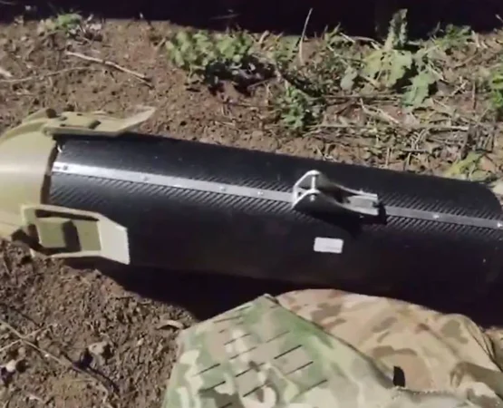 bombe cu grafit/FOTO:X