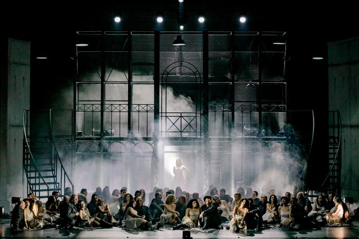 Scenă din actul I. Foto Andrei Grigore/Opera Națională București
