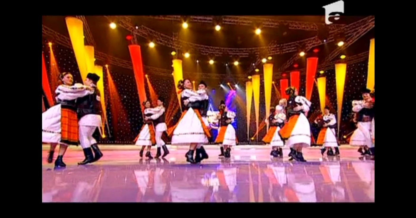 Ansamblul "Porolissum" merge mai departe cu trei steluţe aurii FOTO Antena 1