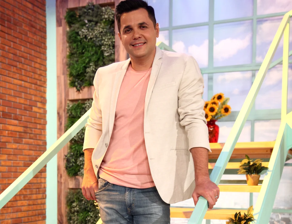 Cove este cel mai nou prezentator al emisiunii ”Vorbește lumea!”foto: Pro TV