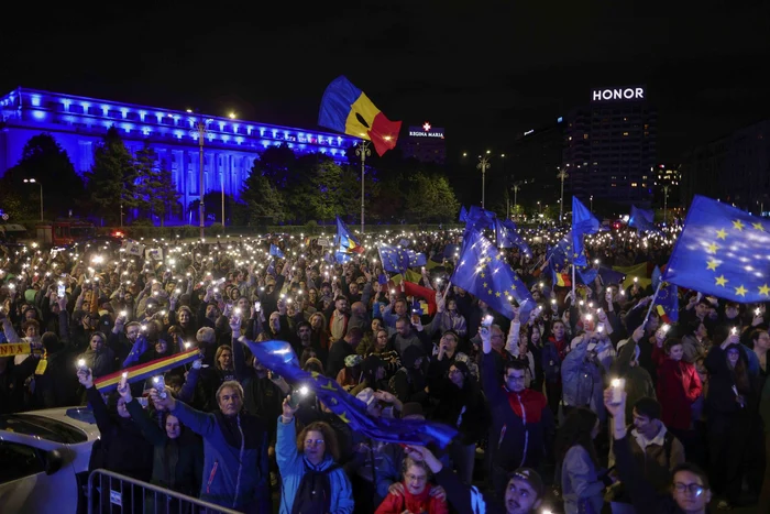 Marșul pro-european din Piața Victoriei, 9 mai 2025. FOTO: Inquam Photos / Octav Ganea