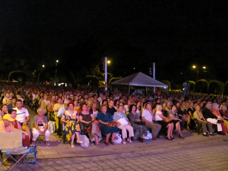 Festivalul de Operă şi Operetă din Parcul Rozelor