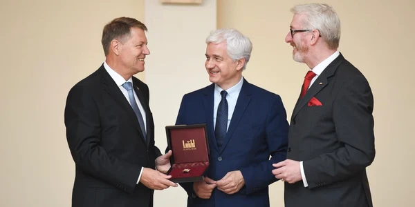 Iohannis - Ordinul „Sfântul Gheorghe” FOTO Facebook 