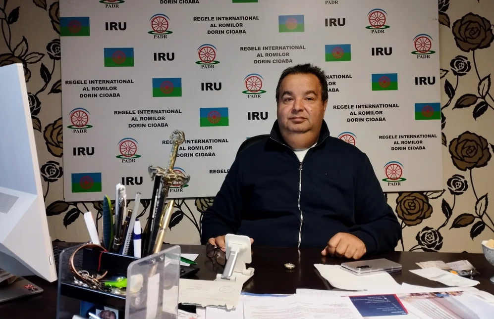Dorin Cioabă, autoproclamatul „rege” internațional al romilor FOTO www.turnulsfatului.ro