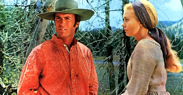 
    Clint Eastwood si iubita  