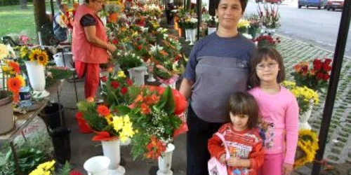 Satu Mare: Primul septembrie în care florarii nu urcă preţul la flori