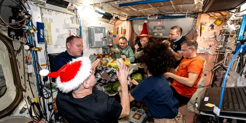 astronauti Nasa Mesaj de Craciun jpg