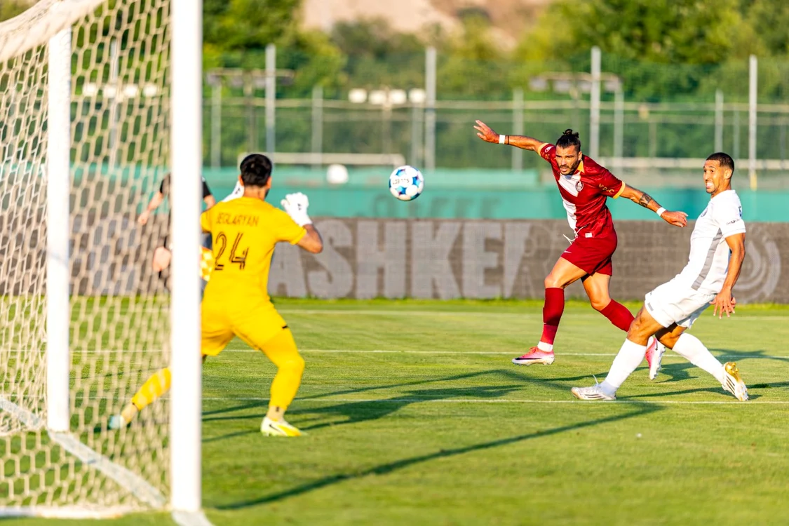 CFR a fost mult mai insistentă în a doua jumătate a meciului (Foto: sportpictures)