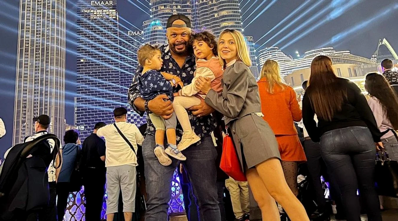 Familia Ibacka, pregătită pentru vacanță / foto: Social media