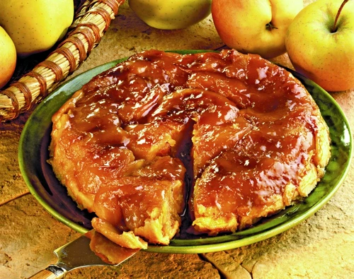 tarta cu mere si caramel jpeg