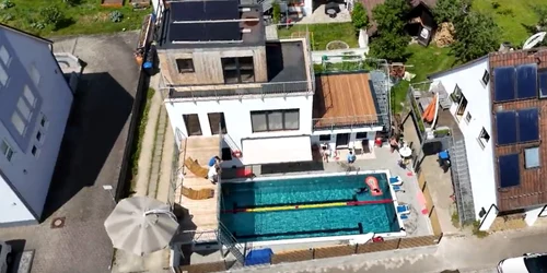germania piscina in curte foto X png