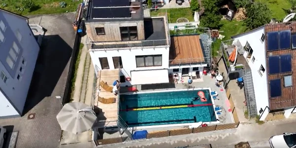 germania piscina in curte foto X png