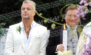 Adrian şi Iuliana au fost  naşi secundari, părinţi  spirituali principali fiind  alţi prieteni apropiaţi  de ai lui Sorin Mărcuş jpeg