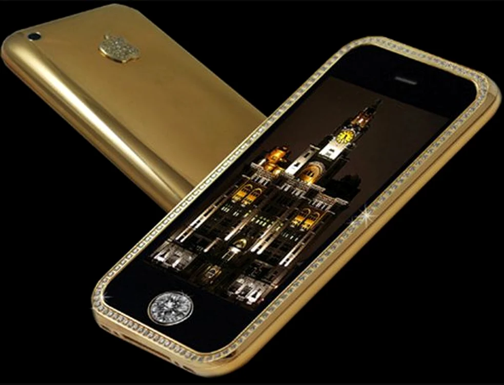 
    iPhone 3GS Supreme este estimat la circa 3,2 milioane de dolari de către creatorul său  