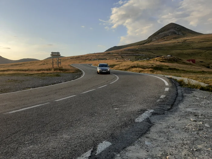 De la teren, Elena Udrea are acces direct pe Transalpina