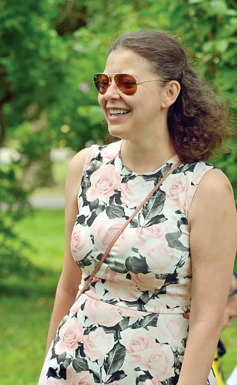 
    100 kg. Atât cântărea  Alina în 2011  