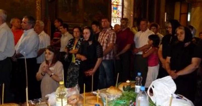 Piteşti: Praznic mare la Biserica Sf. Ioan Botezătorul