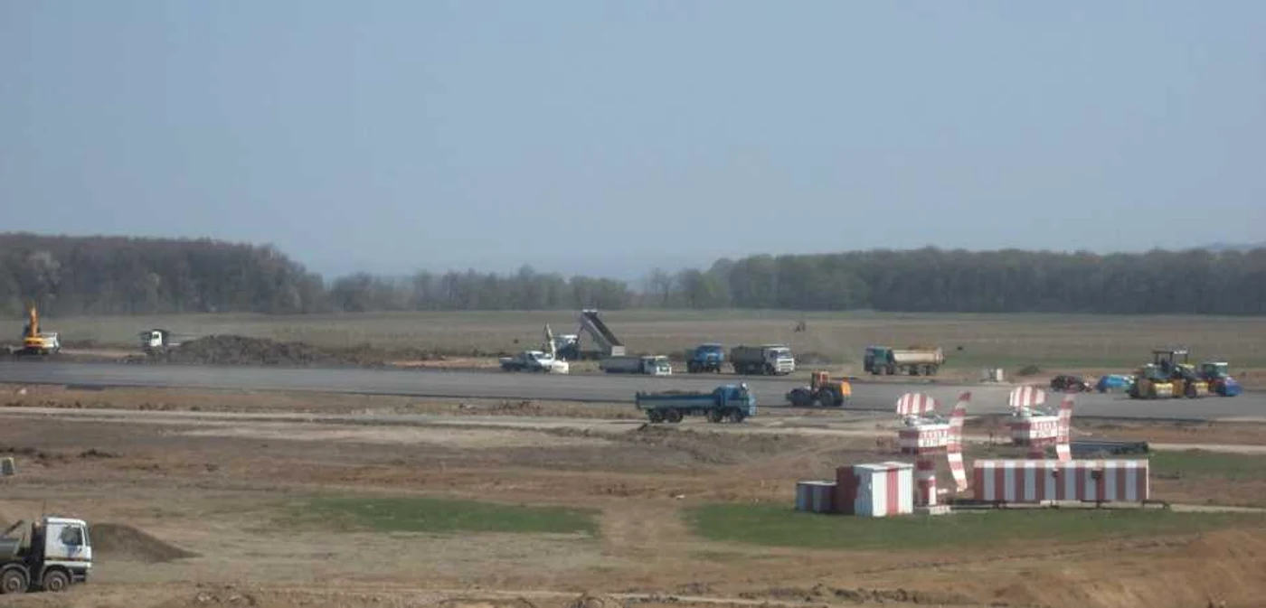 Lucrări Aeroport Suceava. FOTO: Dănuţ Zuzeac