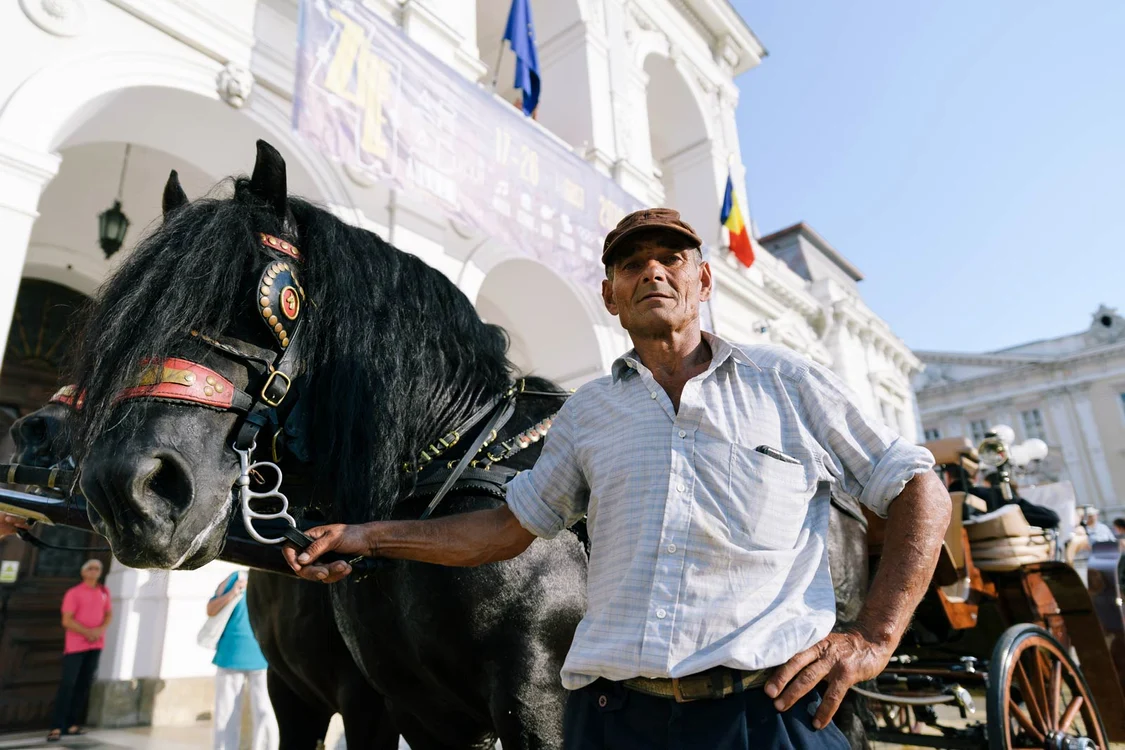 Unde drac vor să margă bețîcii, tu Persîdă, întreabă nana Zemia, și să rîde jpeg