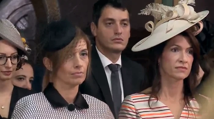 Nașele de cununie ale fostului Principe Nicolae, foarte emoționate în timpul slujbei religioase