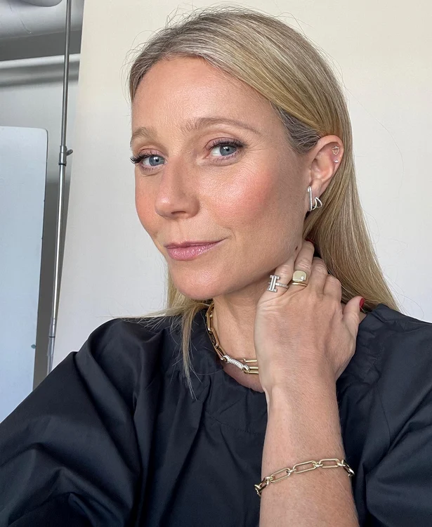 foto baza gwyneth jpeg