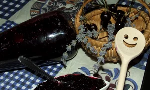 dulceata de cirese amare jpeg