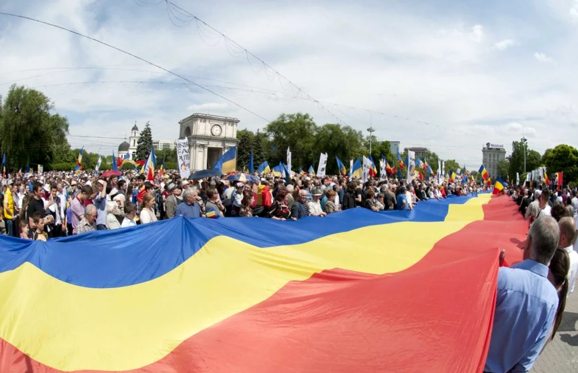 „Deşteaptă-te române!” este Imnul Naţional al României