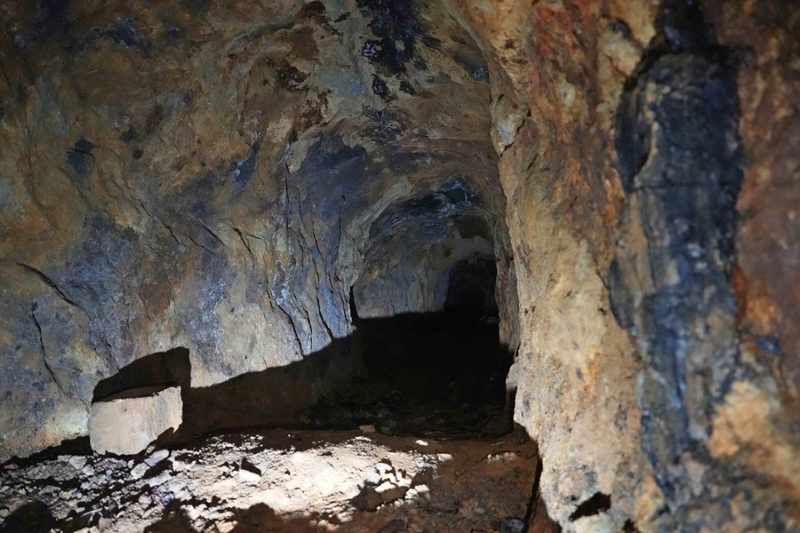 Guvernul vrea să deschidă mai multe mine de minerale și metale. Ar fi vizată inclusiv mina de aur de la Roșia Montană. Măsuri similare în Italia